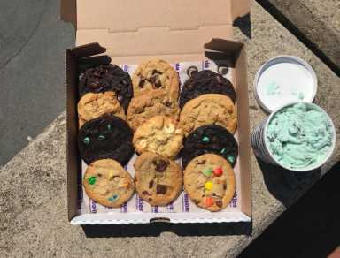 Insomnia Cookies
