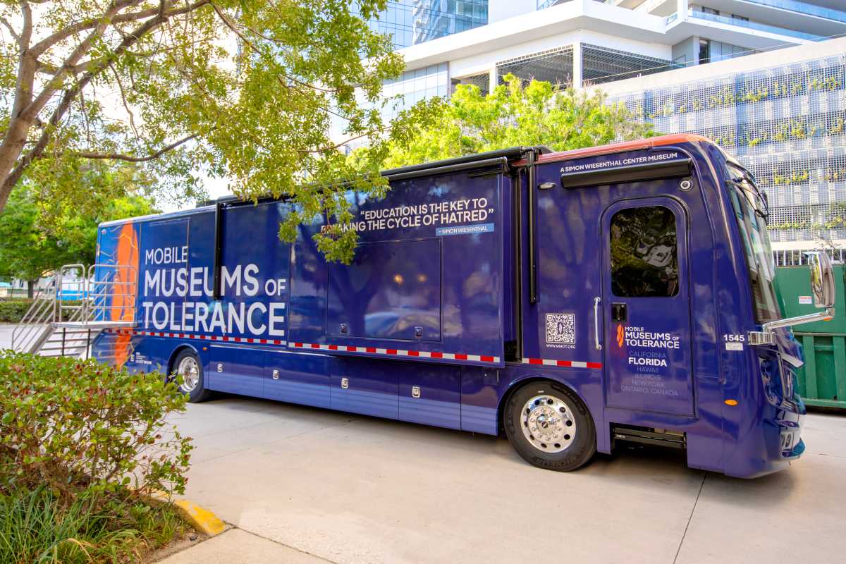 Mobile Museum of Tolerance