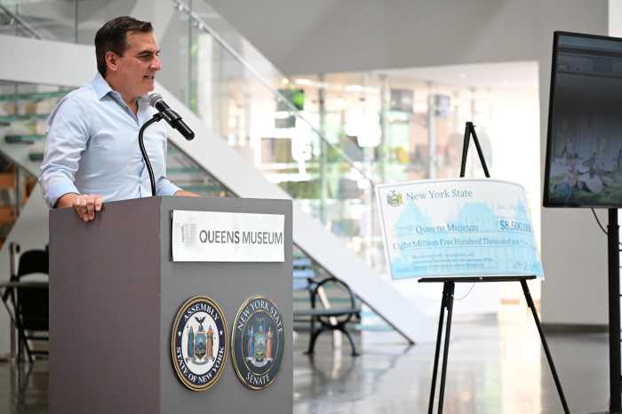 Gianaris speaks on Monday. Photo: Ramy Mahmoud.
