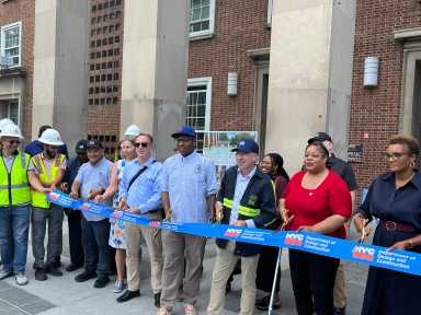 queens borough hall