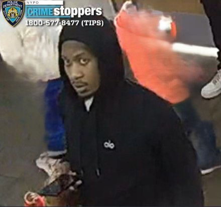 Cops have been looking for this alleged burglar who stole nearly half a million dollars in cash and personal property from a Fresh Meadows home.