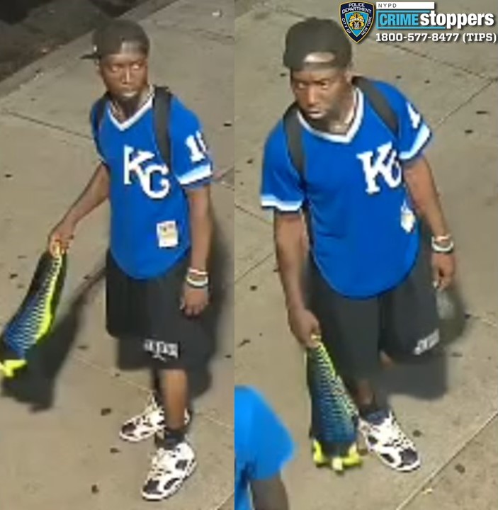 Cops are looking for the suspects who allegedly robbed two men in Jackson Heights and remain at large a month later.