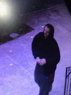 3000-18-Robbery-104-Pct-11-19-18-1