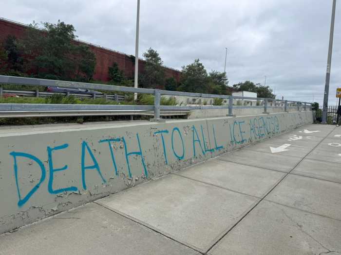 Anti-ICE graffiti appeared on the Kosciuszko Bridge last Friday. Photo: Council Member Robert Holden Facebook.