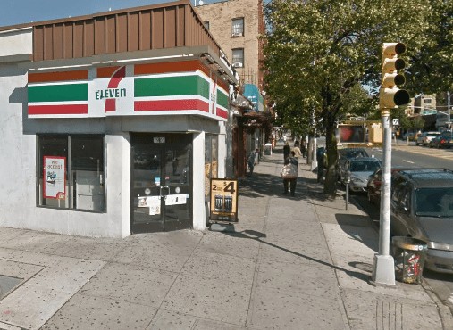 711
