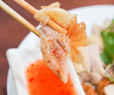Betong-Hainan-Chicken
