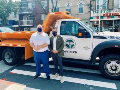 CM-Moya-and-DSNY-Commissioner-Grayson-haulster-truck