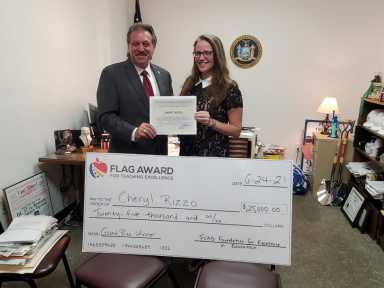 Cheryl-Rizzo-FLAG-Award-winner