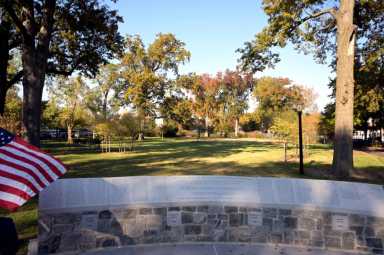 DSC_0119Old-Town-of-Flushing-Burial-Ground-RC-11-9-21-mp