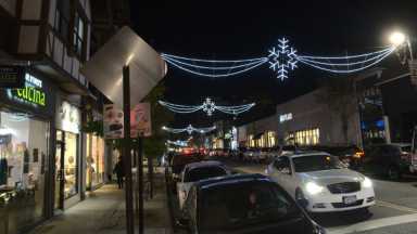 Holiday-lights-along-Austin-Street