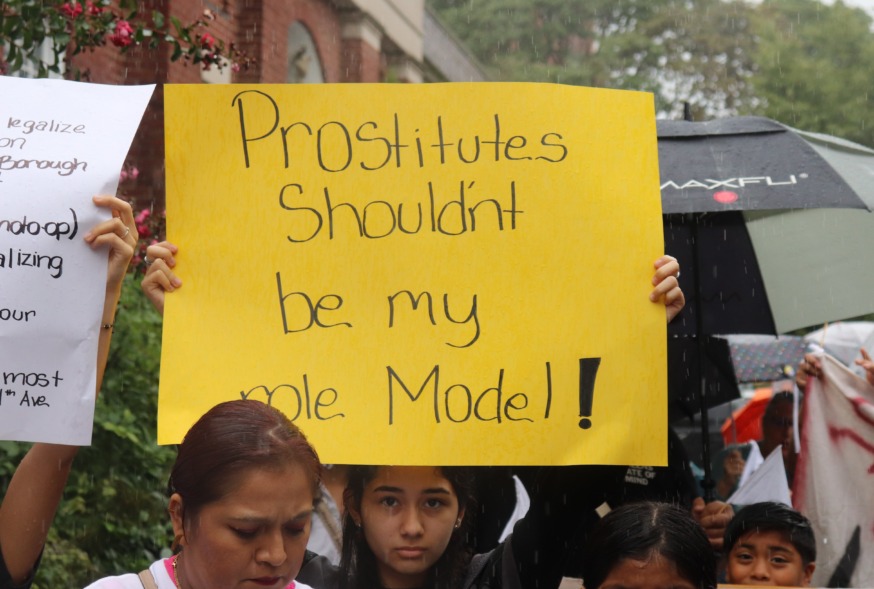 Clean streets rally Corona / Jackson Heights (Photo by Michael Dorgan)