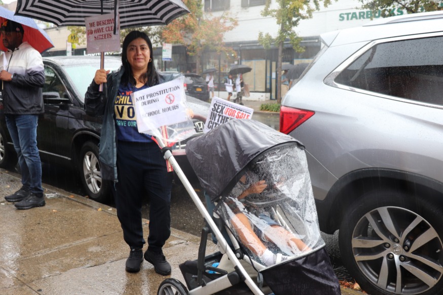 Clean streets rally Corona / Jackson Heights (Photo by Michael Dorgan)