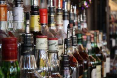 Liquor_bottles_array-600×400-1