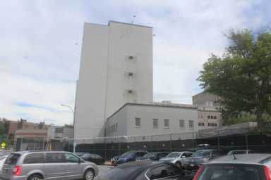 Queens-Detention_ba3b8e