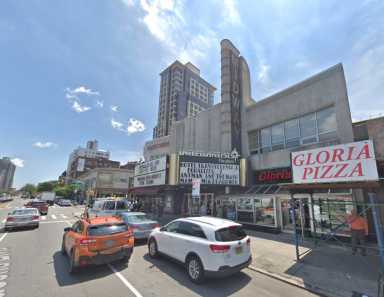 Regal-Cinemas-UA-Midway