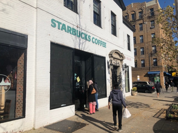 Starbucks1