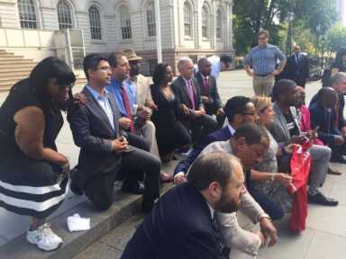 Takeaknee-e1506624248350