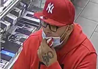 The-suspect-NYPD-1Ridgewood-120720