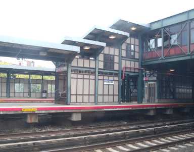 Woodside-Platform