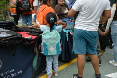backpack-giveaway-5