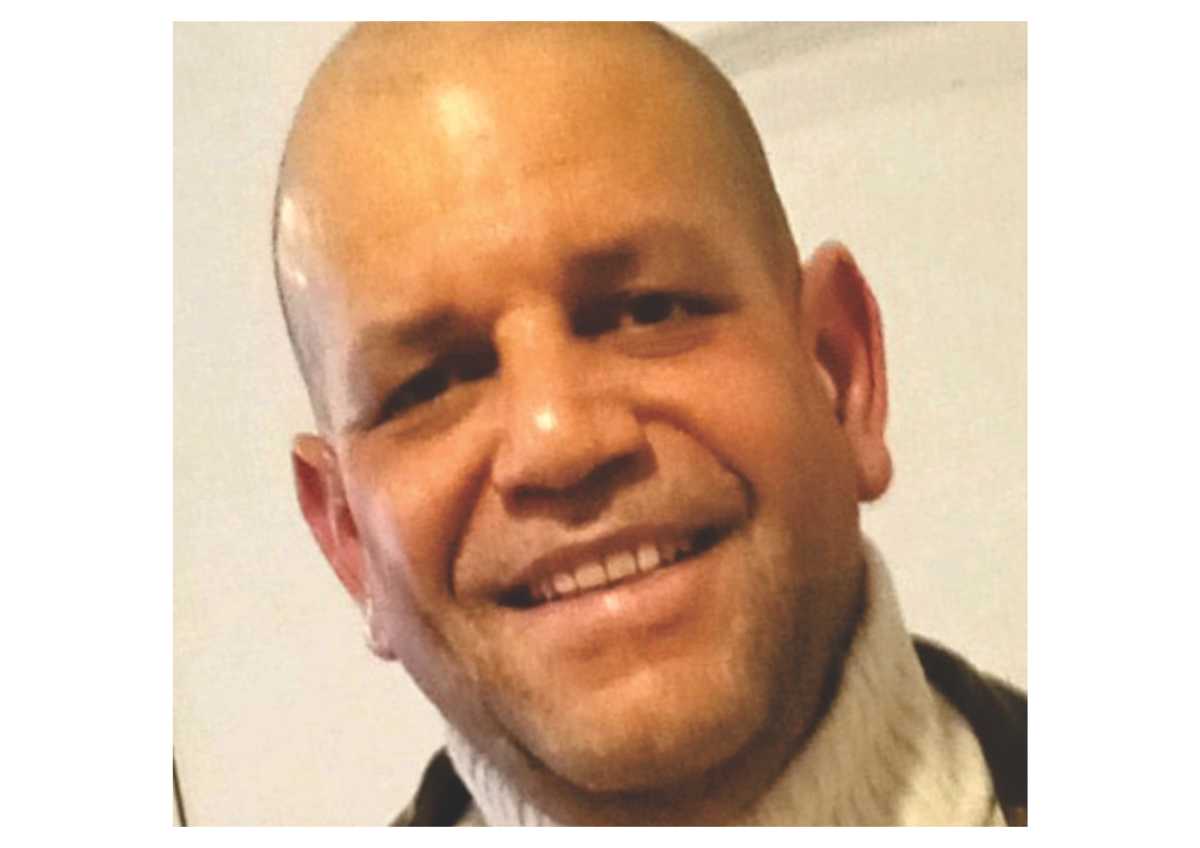 former-administrator-queens-charity-stealing-800k01