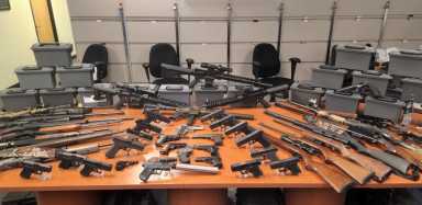 guns