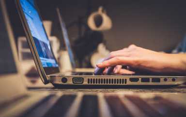 laptop-stock-photo