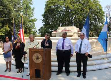 plaza-e1503432994299