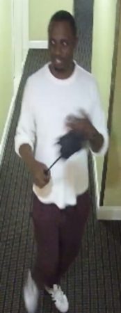 2085-17-Robbery-114Pct.-8-04-17-Photo-e1502469509209