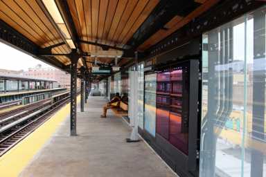 30_Avenue_Renovated_BMT_Astoria