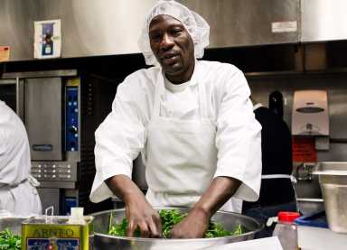 36983040_2029345167100454_8083477734992379904_n