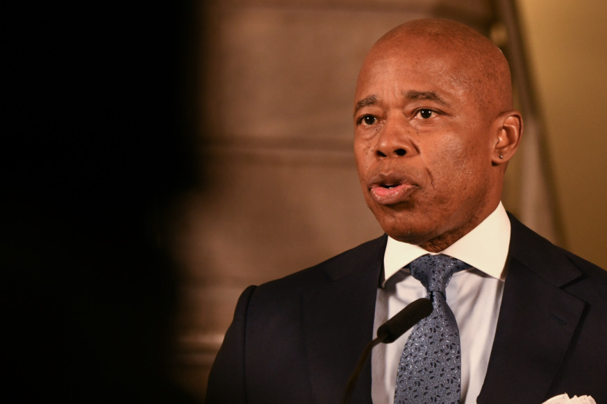 Mayor Eric Adams presents his Fiscal Year 2024 (FY24) preliminary budget. City Hall. Thursday, January 12, 2022. Photo Credit: Benny Polatseck/Mayoral Photography Office