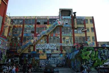 5_Pointz_Building_Rear_View