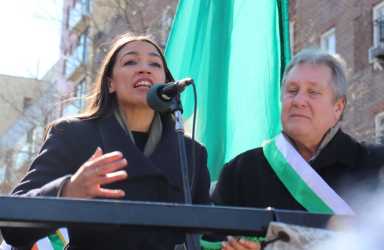 AOC-Dromm-at-the-St-Pats-For-All-Parade-2020-Michael-Dorgan-Queens-Post