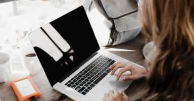 Andrew-Neel-Unsplash