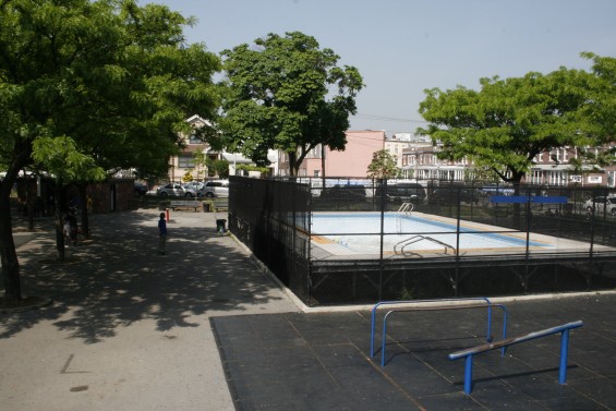 AstoriaHeightsPlayground-e1433447165759