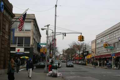 Astoria_steinway-broadway1