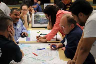 Bike-Meeting-Attendees1