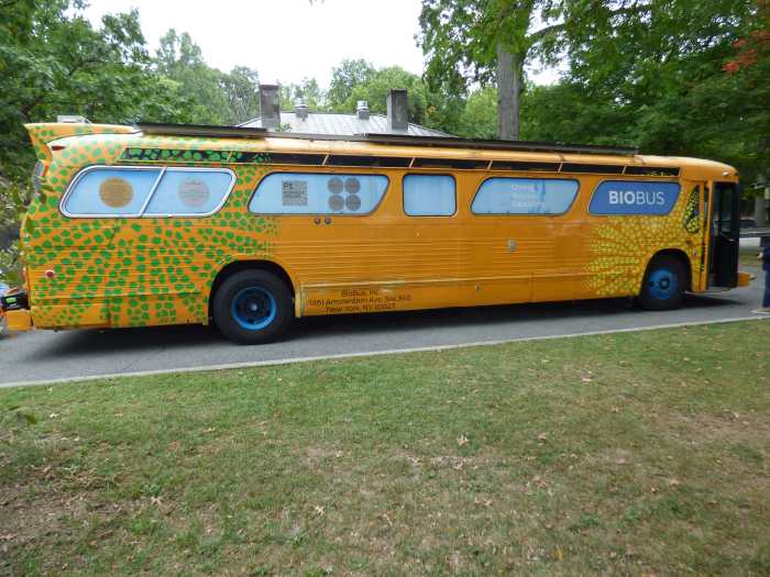 The BioBus mobile science lab visited Glendale last week. Photo courtesy of Council Member Joann Ariola.