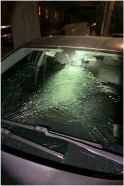 Broken_windshield1