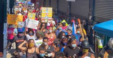 Demonstrators-at-the-_Barrios-Not-Billionaires_-march-Sunday-Photo-provided-by-Yael-Fisher