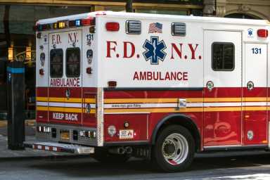 FDNY-ambulance-iStock-946716230_2af3de