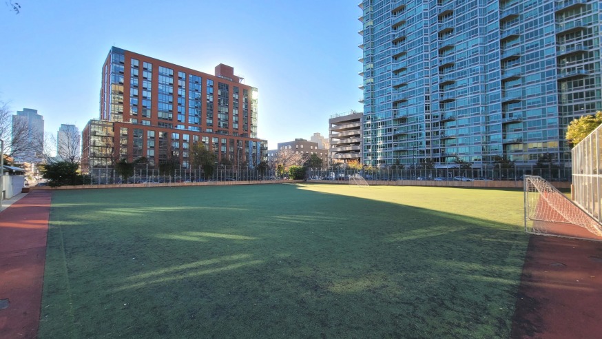 Gantry Plaza State Park Sports Field (Photo: Michael Dorgan, Queens Post)