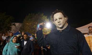 Halloween-night-market