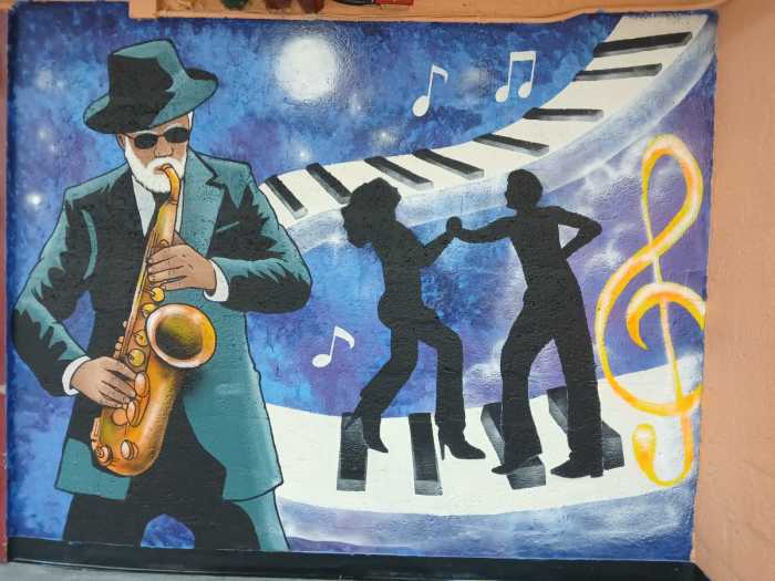 Murals unveiled at the Ravenswood Senior Center as part of a collaborative project between local seniors, Woken Arts and the Public Housing Community Fund. Photo: Heller.