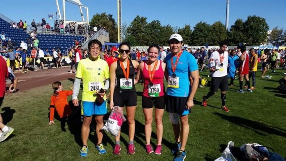 Leonor White (second from left