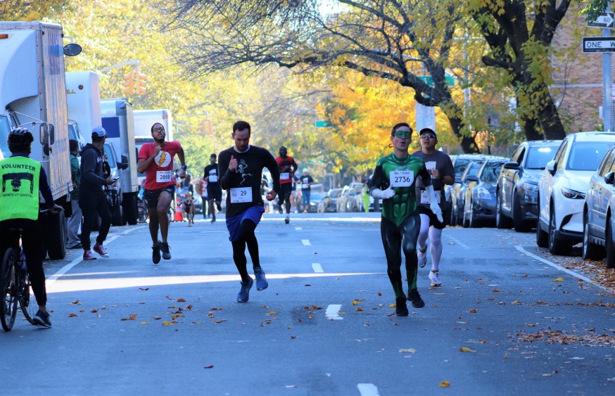 Sunnyside Mile 2022 (Photo: Michael Dorgan, Queens Post)