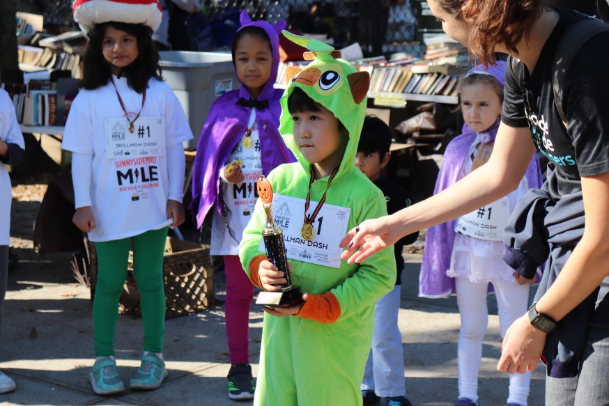 Sunnyside Mile 2022 (Photo: Michael Dorgan, Queens Post)