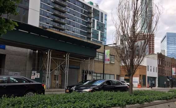 JacksonAvenuebook-e1494361784263