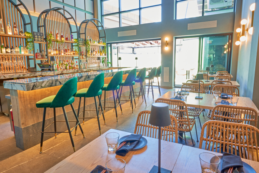 Knock Knock restaurant Photo by Noah Fecks